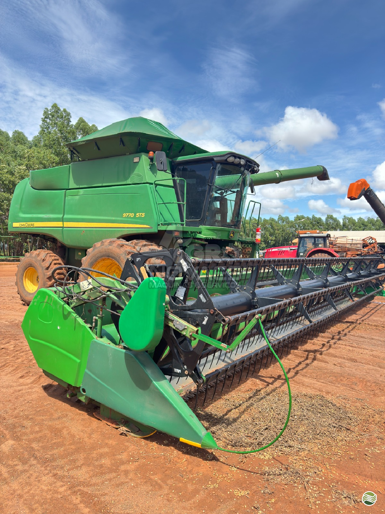 COLHEITADEIRA JOHN DEERE JOHN DEERE 9770 STS Agro Novaes Máquinas Agrícolas FERNANDOPOLIS SÃO PAULO SP